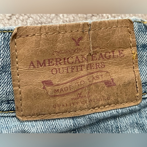 “American Eagle” Light Blue Stretch Denim Faded Jeans- Size: 4 Short - Picture 7 of 11